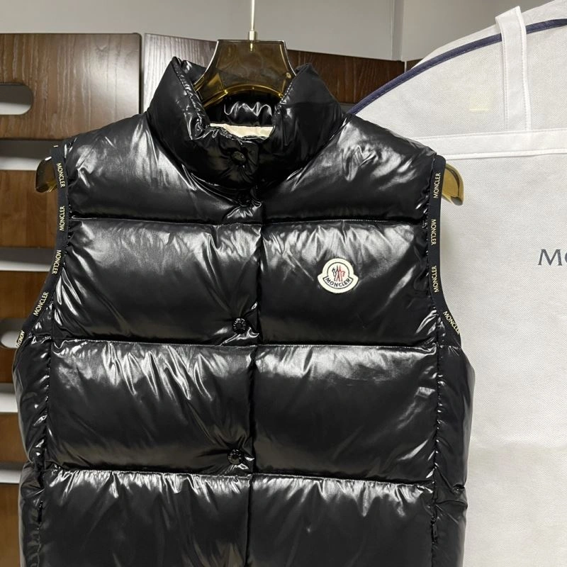 Moncler Down Jackets Lightweight 143844
