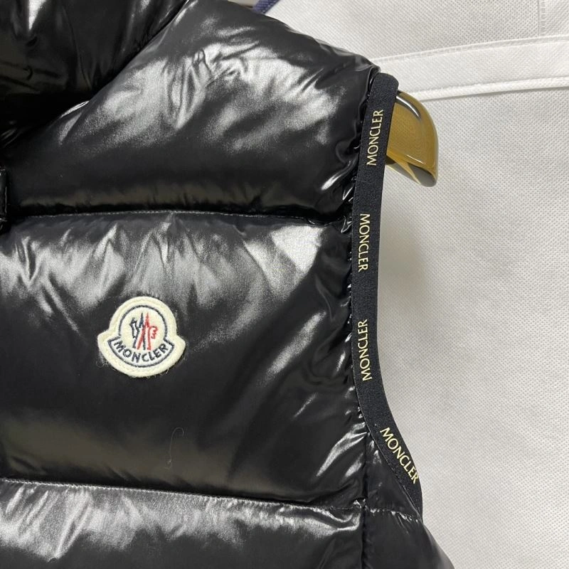 Moncler Down Jackets Lightweight 143844
