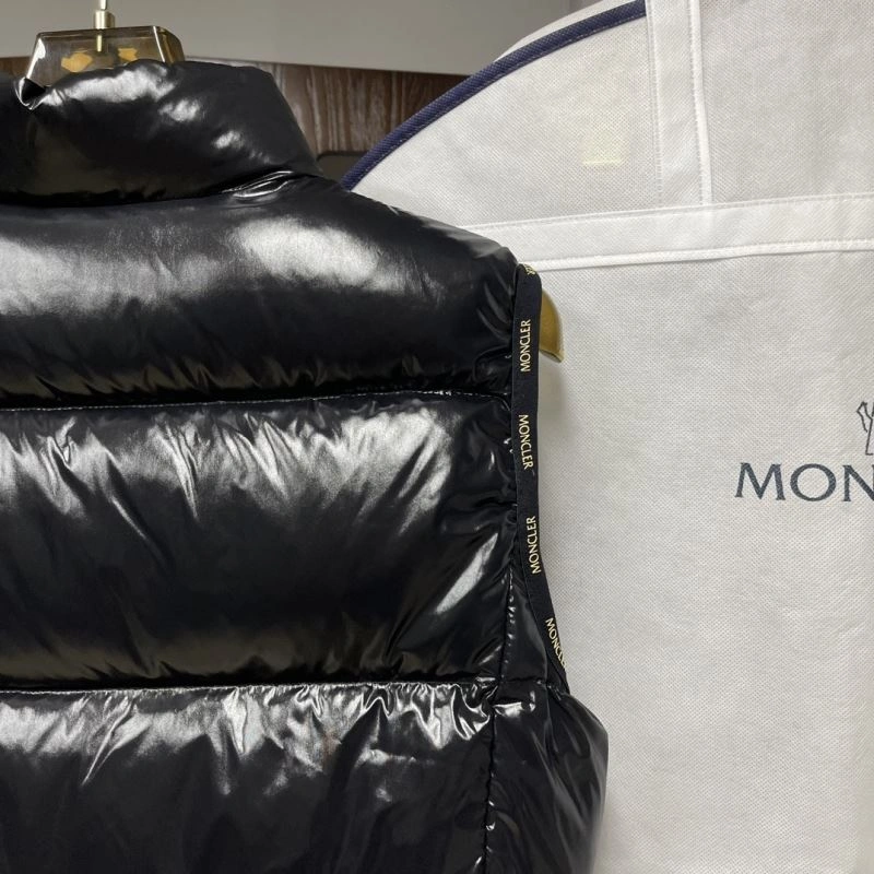 Moncler Down Jackets Lightweight 143844