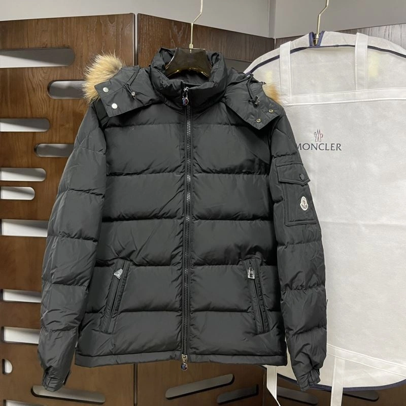 UrbanChic Moncler Down Jackets 143843