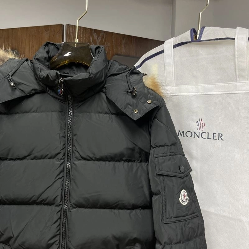UrbanChic Moncler Down Jackets 143843