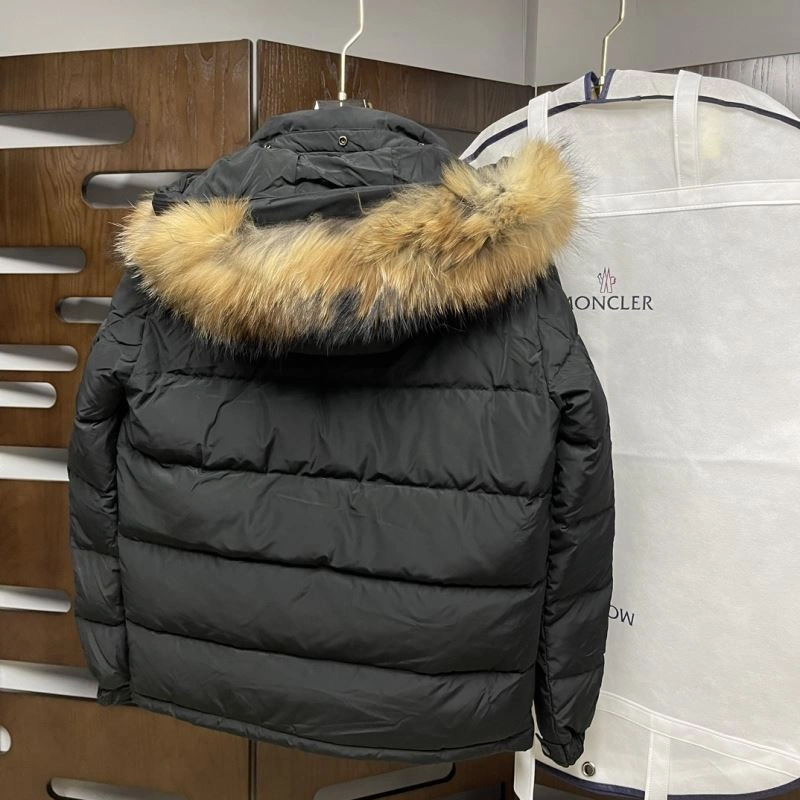 UrbanChic Moncler Down Jackets 143843