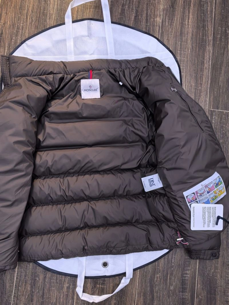 Moncler Down Jackets Seasonal 143842