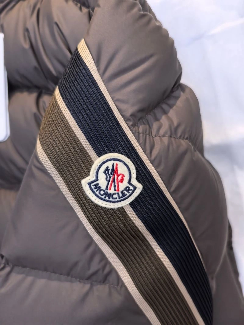 Moncler Down Jackets Seasonal 143842