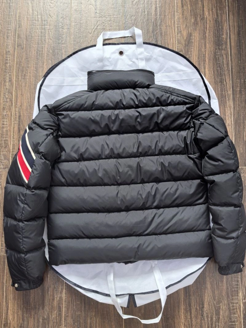 Popular Moncler Down Jackets 143838