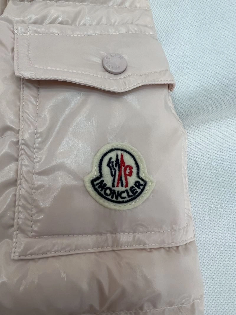 Practical Moncler Down Jackets 143846