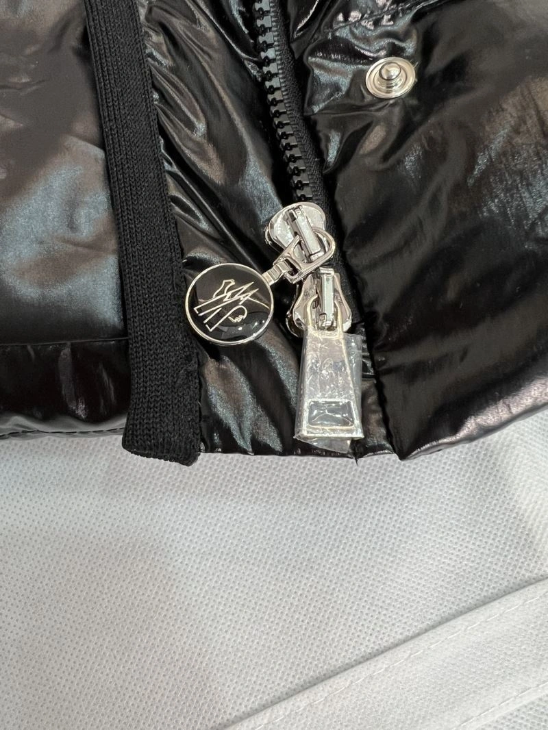 Moncler Down Jackets Seasonal 143845