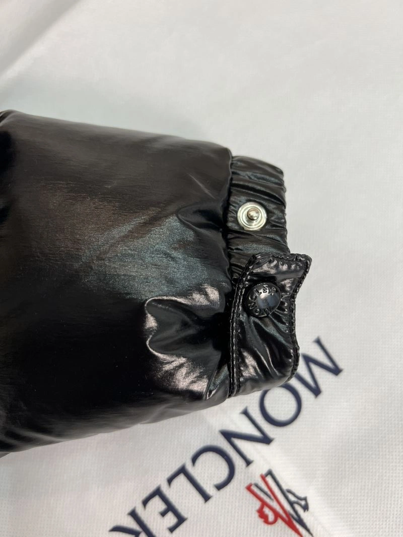 Moncler Down Jackets Seasonal 143845