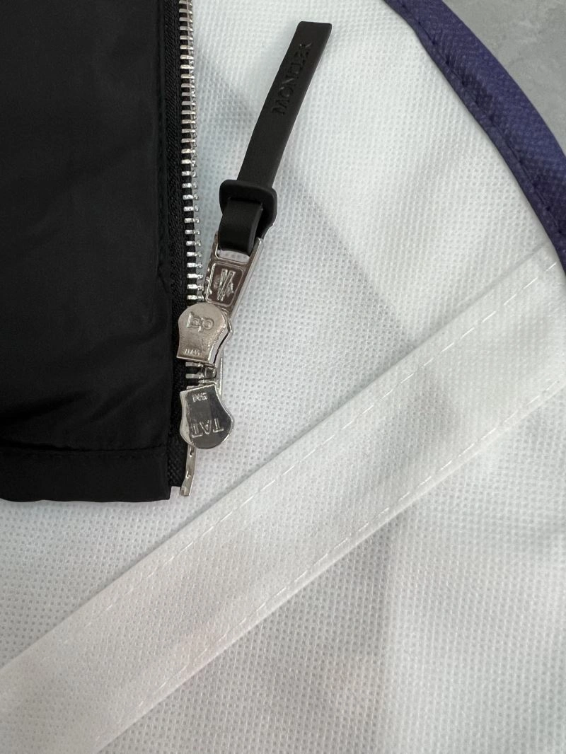 Moncler Down Jackets Trendy 143834