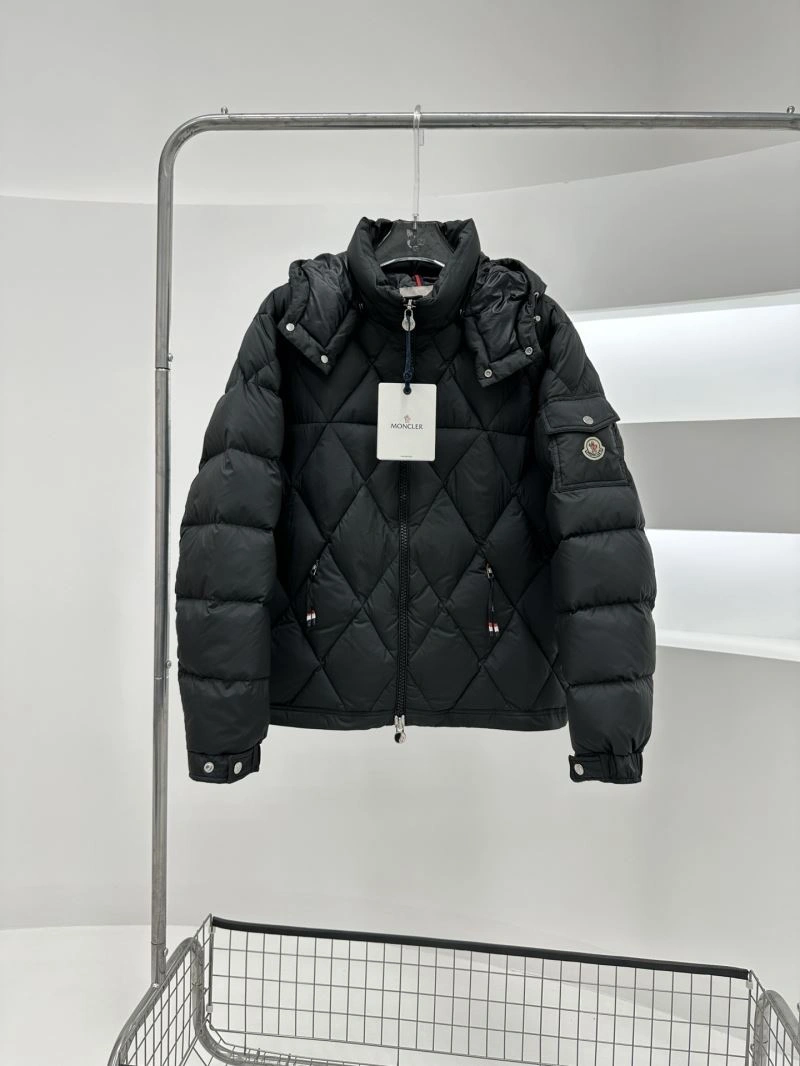 Moncler Down Jackets GoodFit 143835