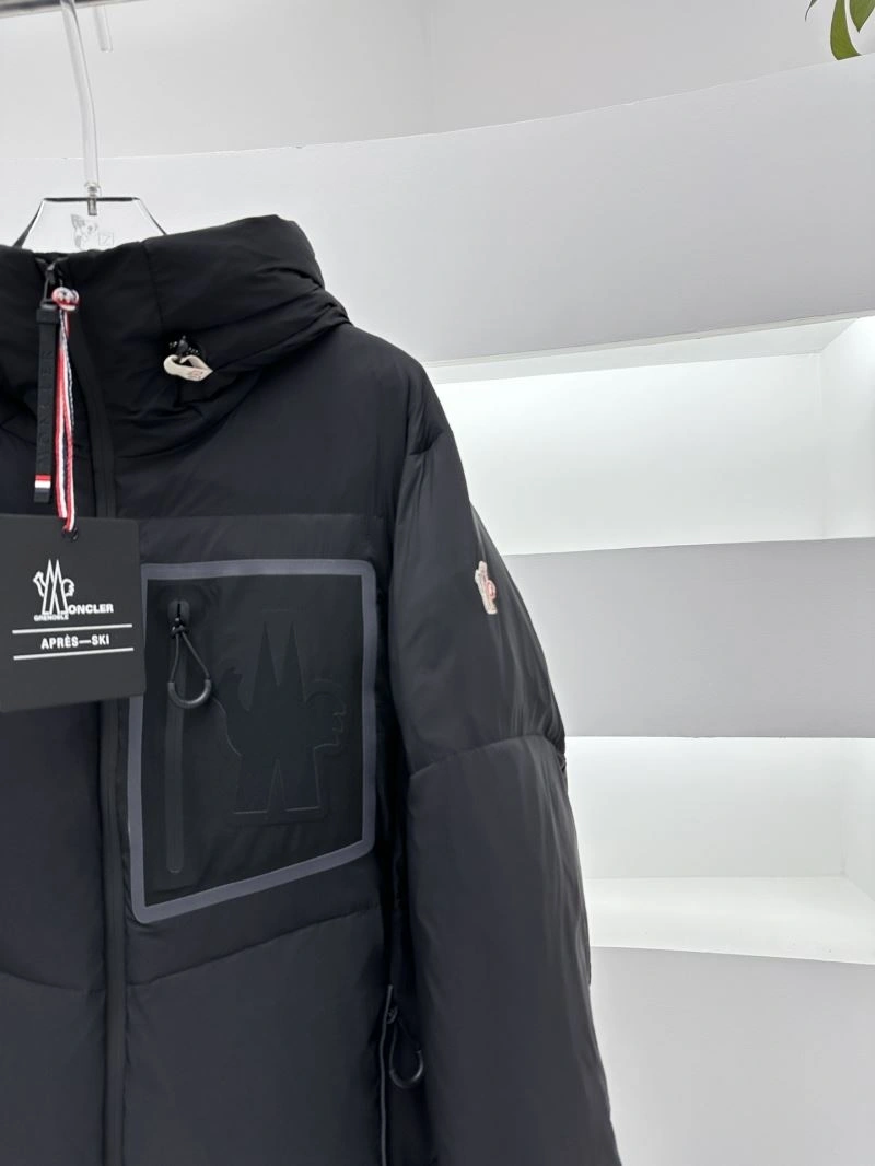 Moncler Down Jackets Sophisticated 143837