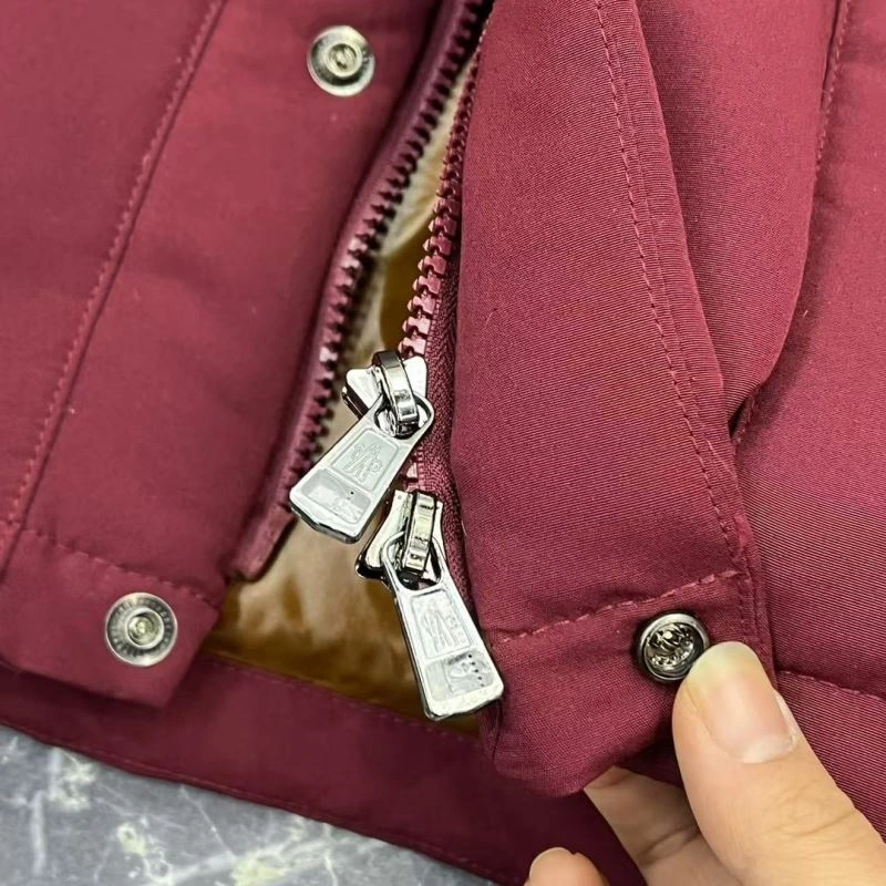 Moncler Down Jackets Stylish 143824