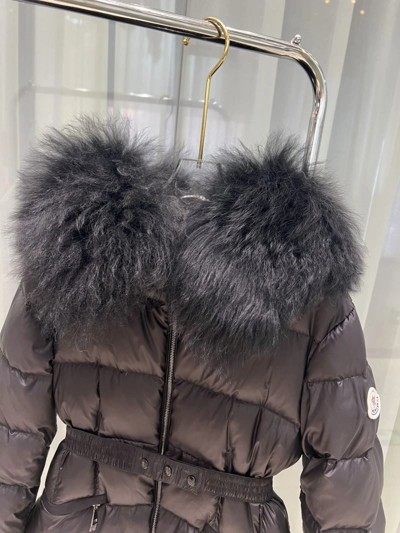 Moncler Down Jackets Chic 143821
