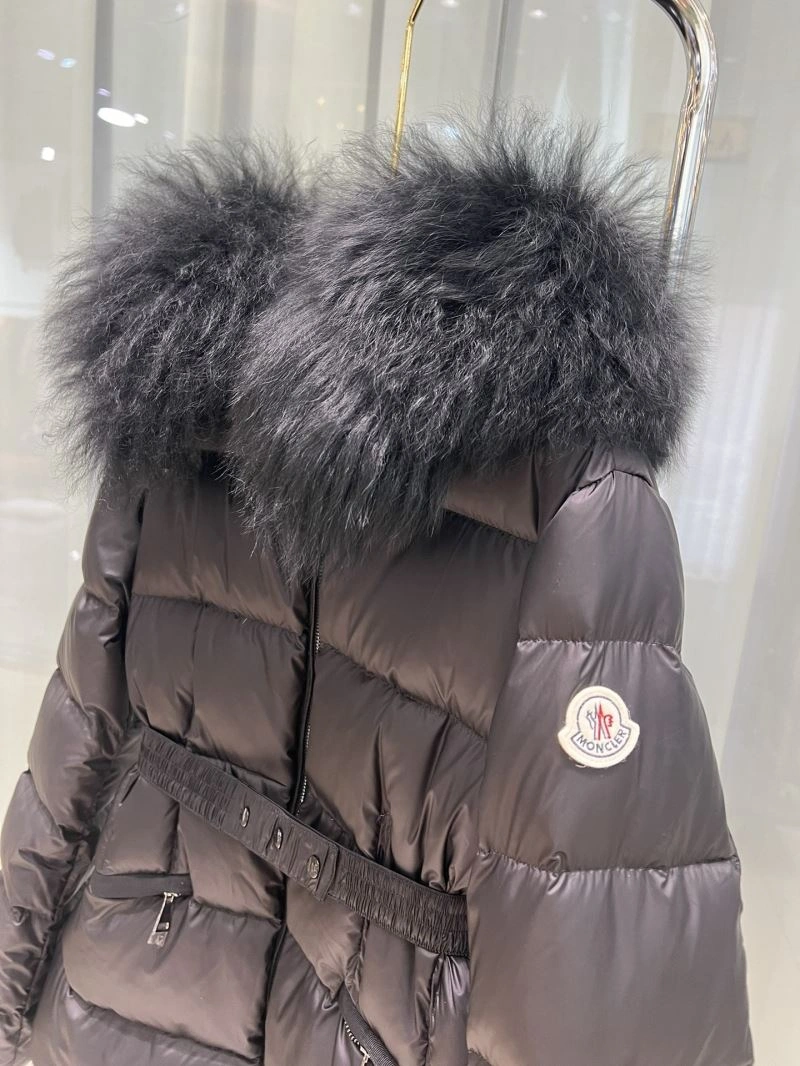 Moncler Down Jackets Chic 143821