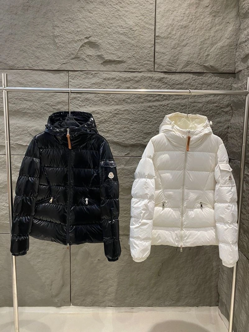 Seasonal Moncler Down Jackets 143822