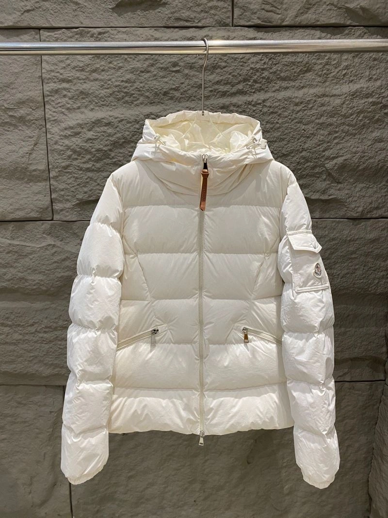 Seasonal Moncler Down Jackets 143822