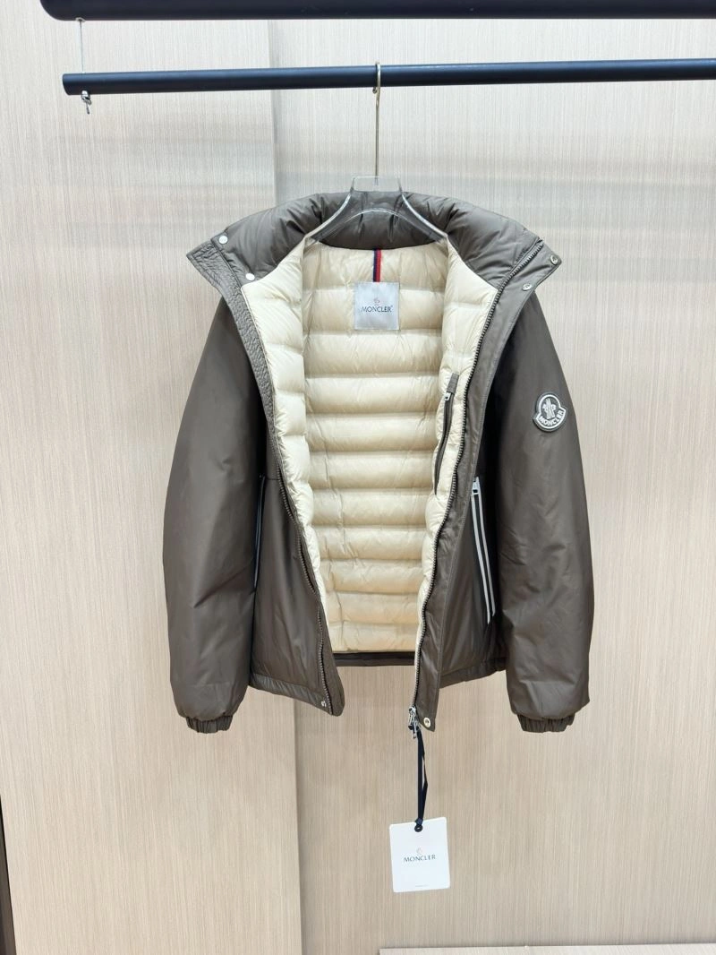 Moncler Down Jackets Snug 143823