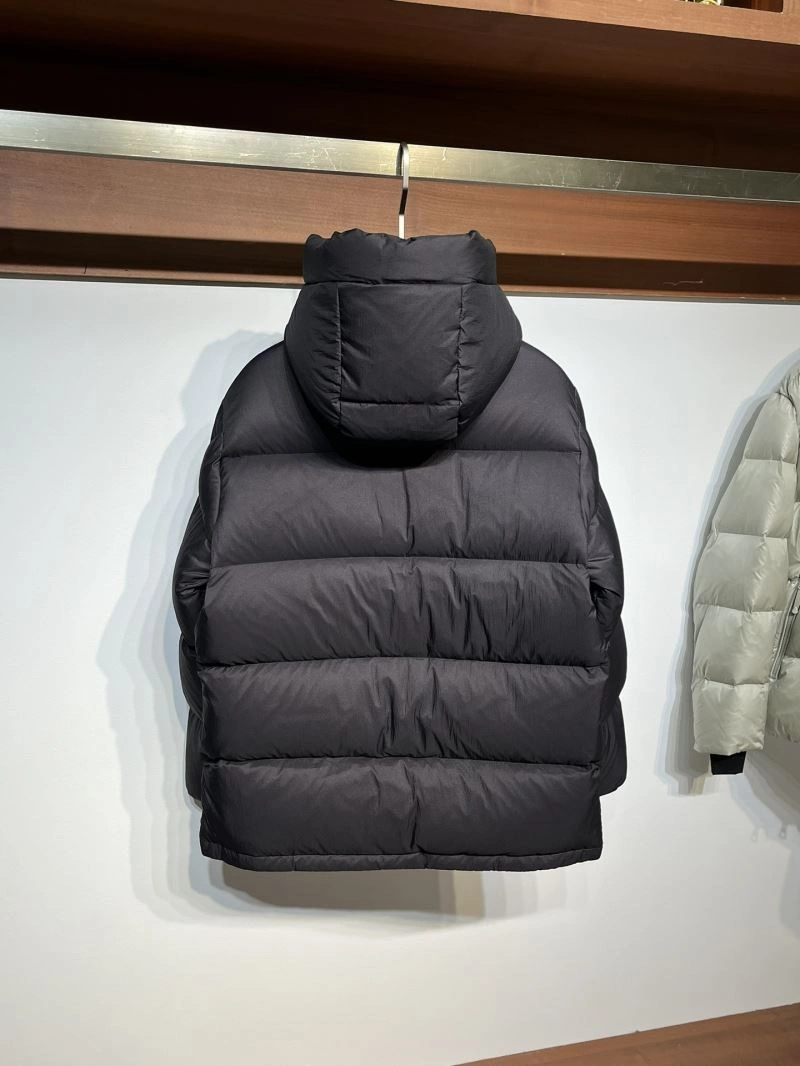 Moncler Down Jackets RelaxedFit 143819
