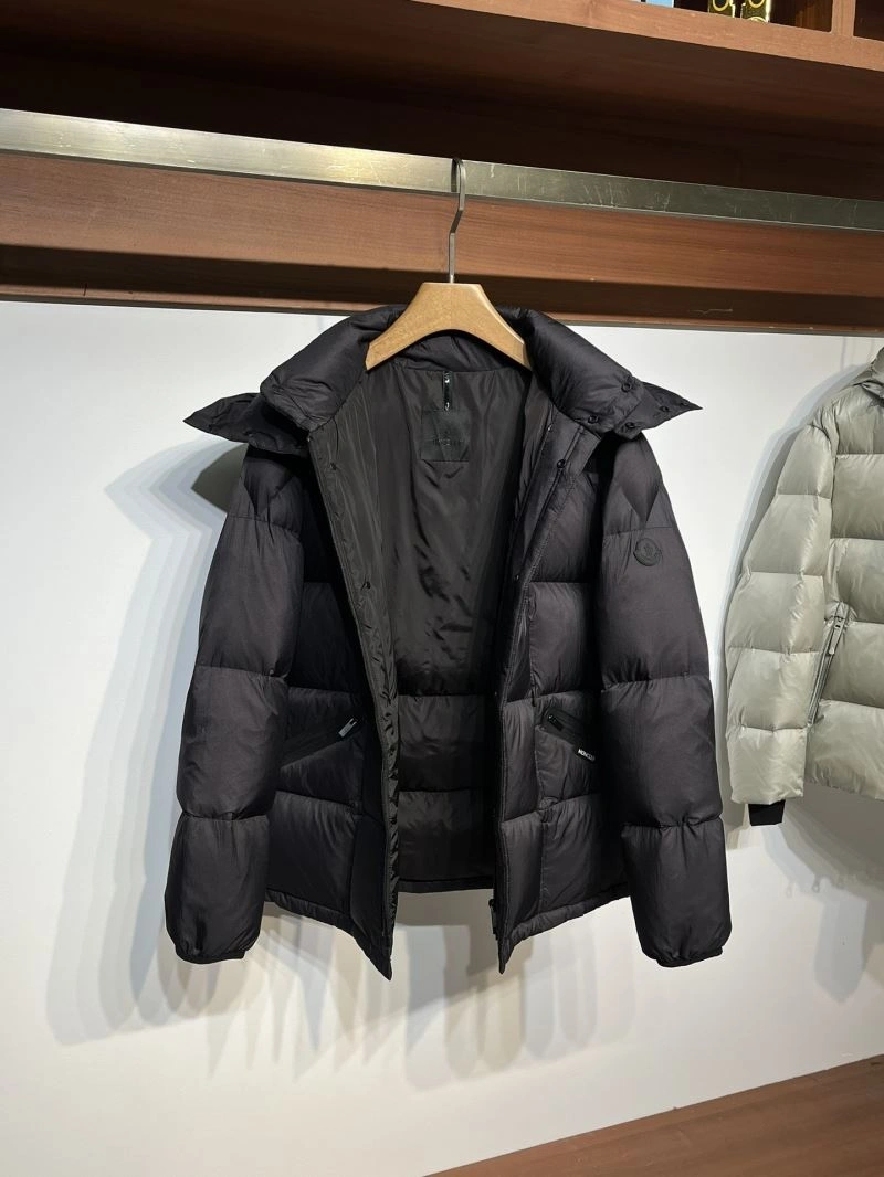 Moncler Down Jackets RelaxedFit 143819