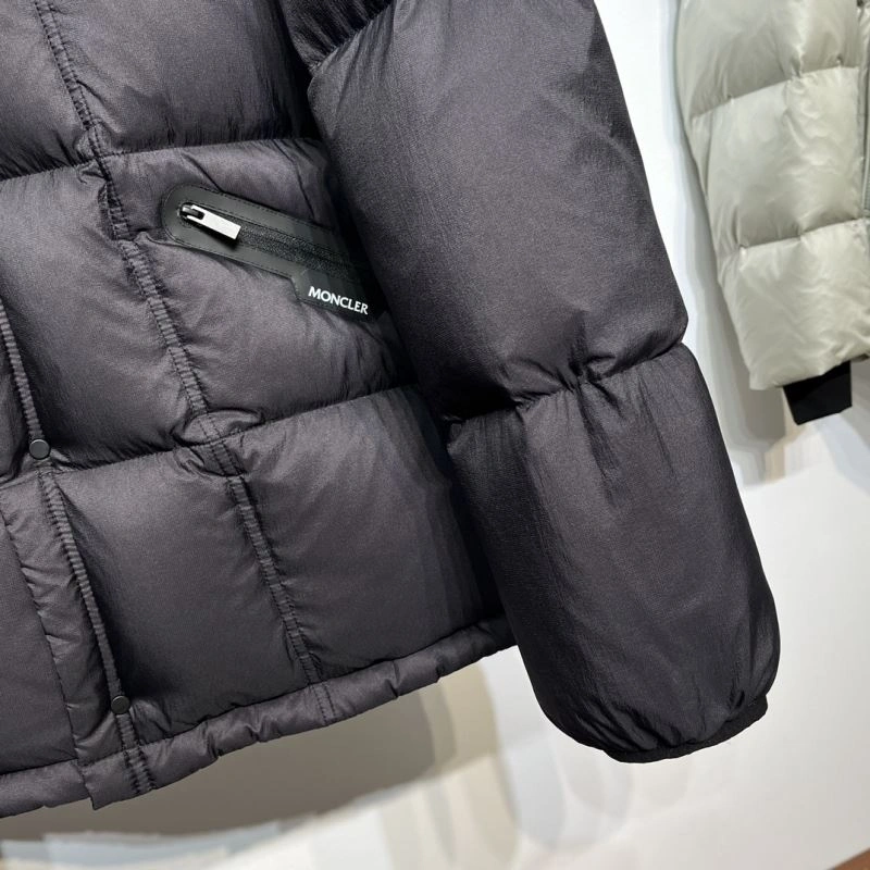 Moncler Down Jackets RelaxedFit 143819