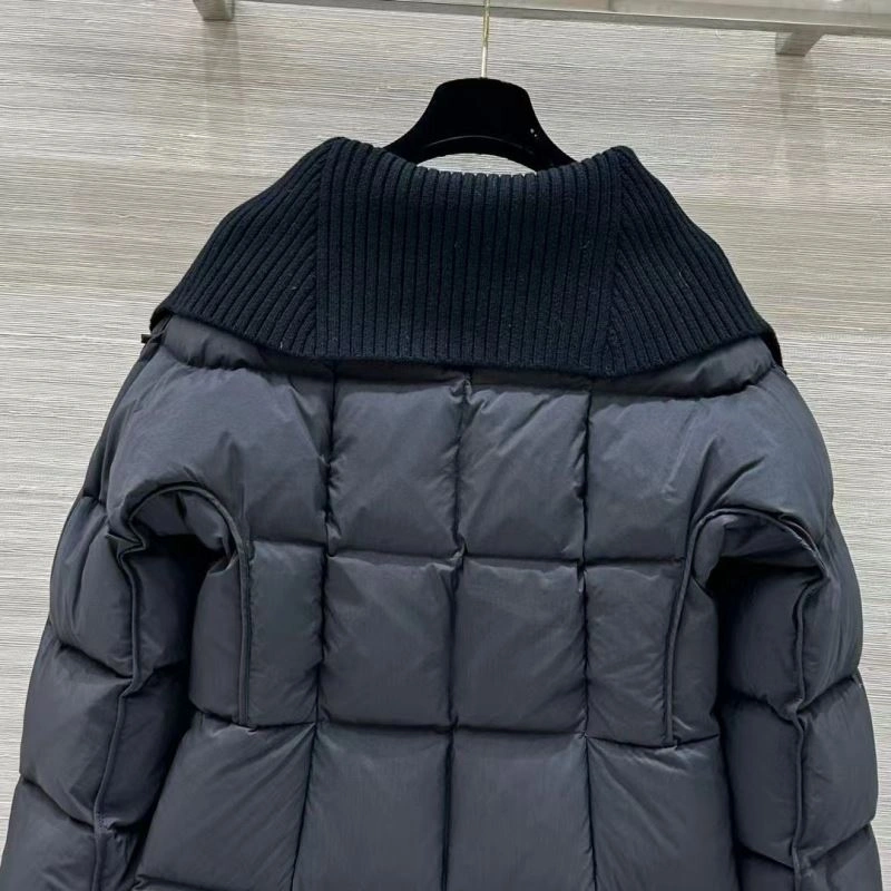Breathable Moncler Down Jackets 143817