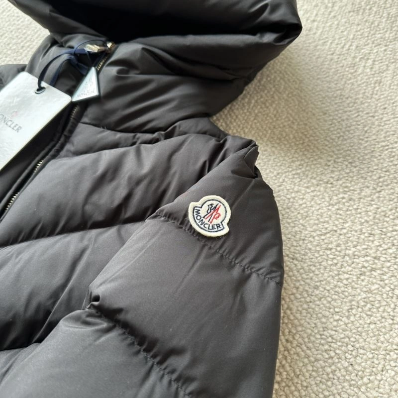 UrbanStyle Moncler Down Jackets 143814
