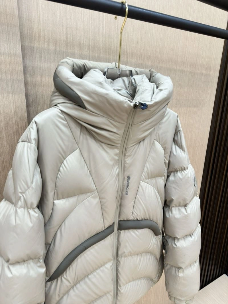 Moncler Down Jackets Packable 143808