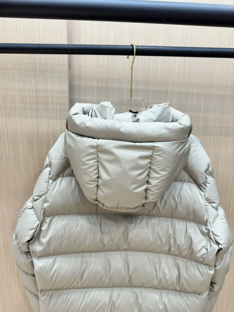Moncler Down Jackets Packable 143808