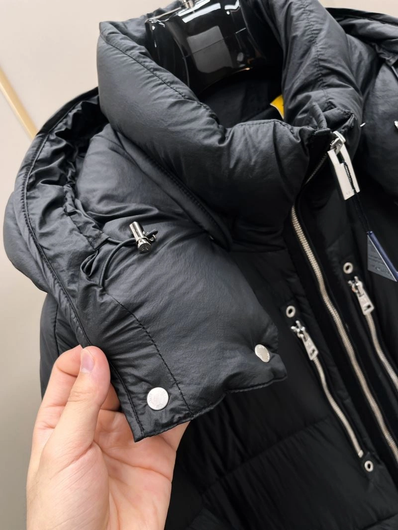 Unique Moncler Down Jackets 143812