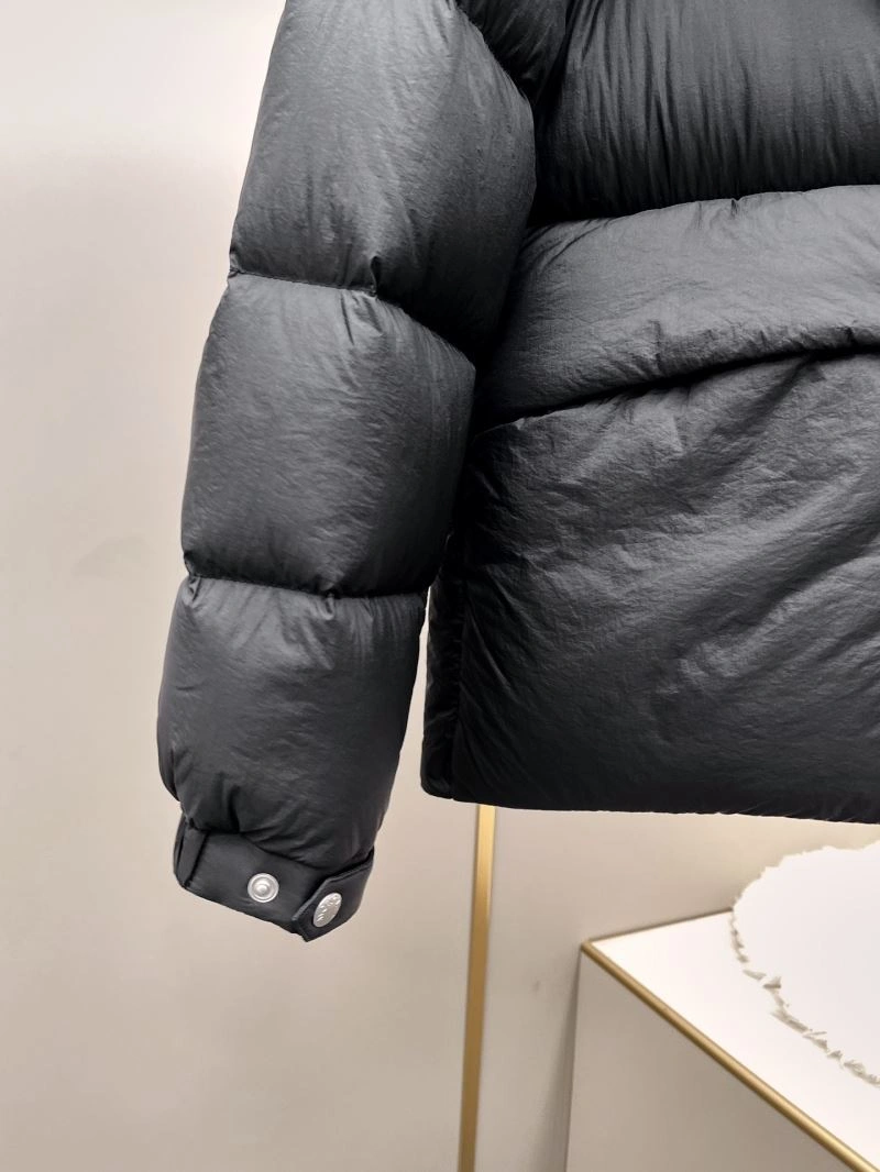 Unique Moncler Down Jackets 143812