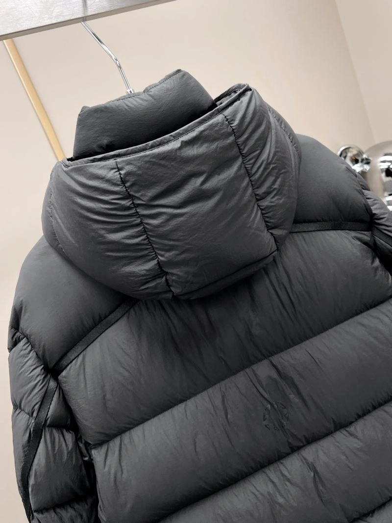 Unique Moncler Down Jackets 143812