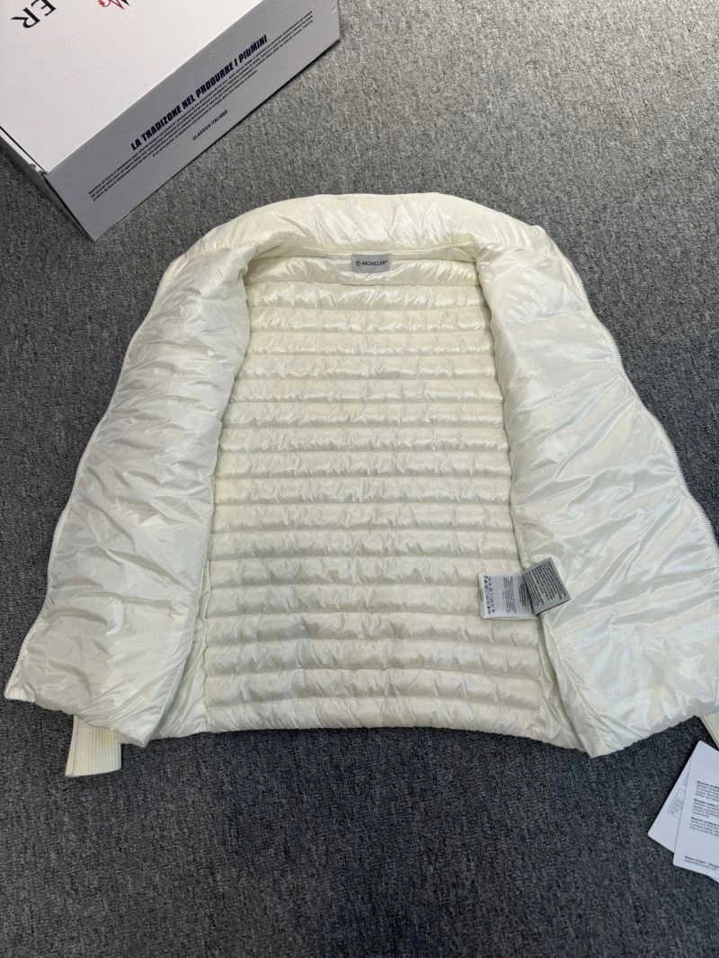 Cozy Moncler Down Jackets 143784