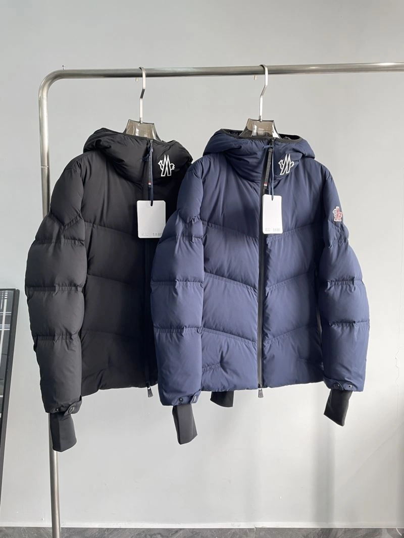 RelaxedFit Moncler Down Jackets 143802