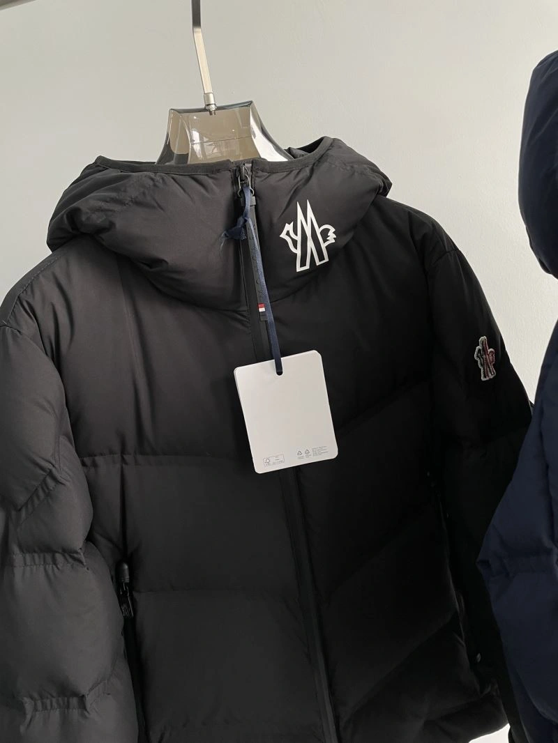 RelaxedFit Moncler Down Jackets 143802