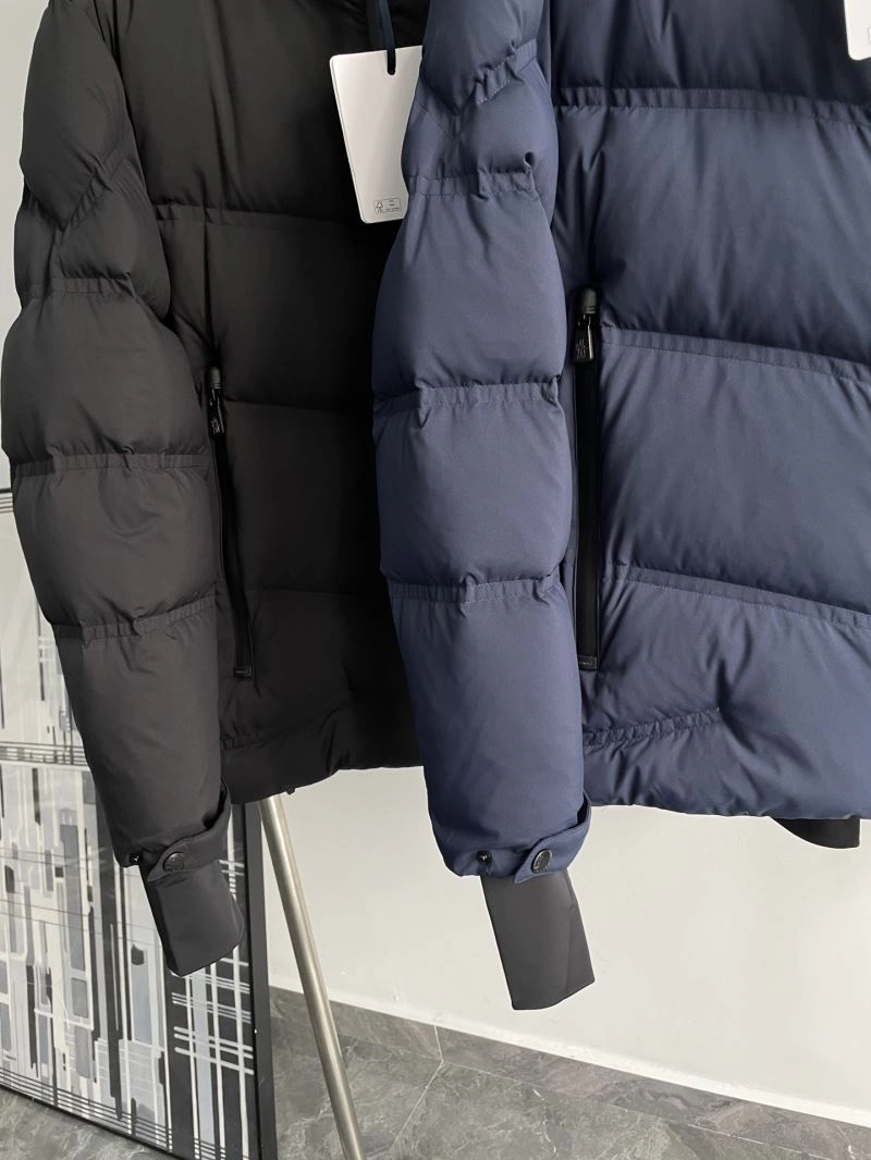 RelaxedFit Moncler Down Jackets 143802