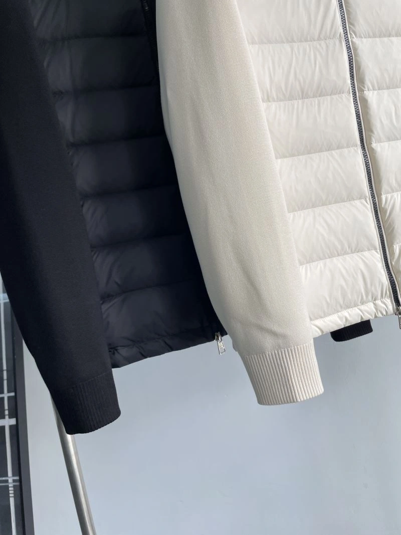 Moncler Down Jackets Vibrant 143806