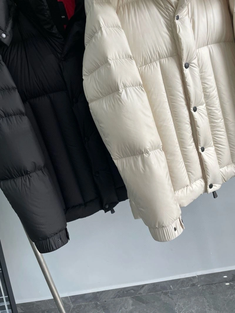 Moncler Down Jackets EasyCare 143801