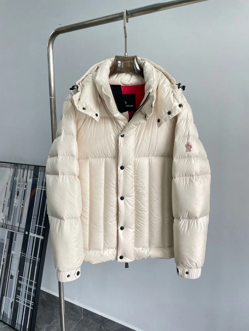Moncler Down Jackets EasyCare 143801
