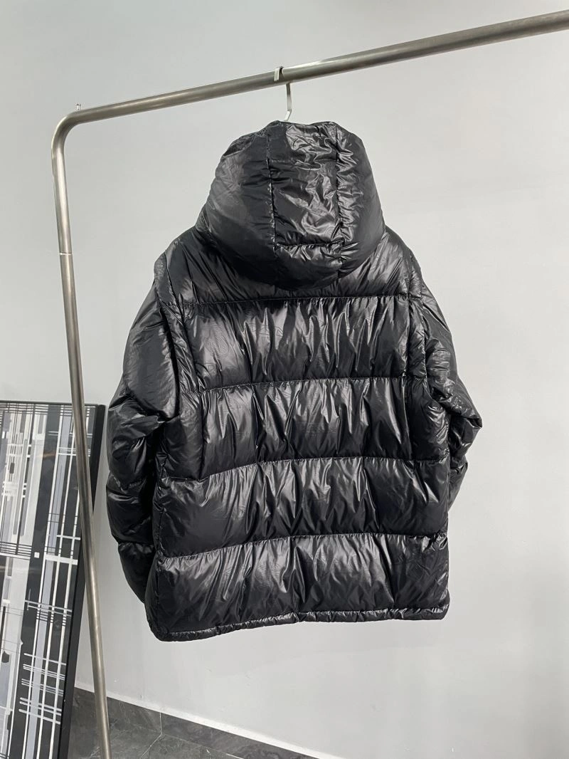 Breathable Moncler Down Jackets 143798