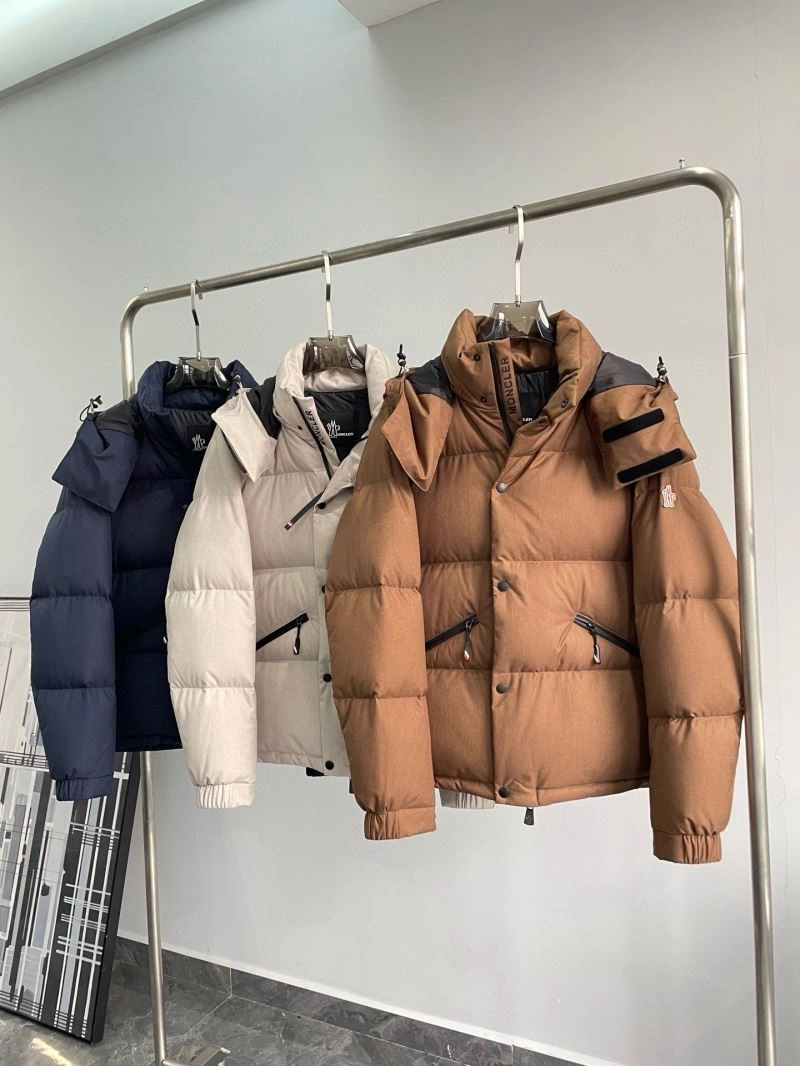 Moncler Down Jackets Trendsetting 143794