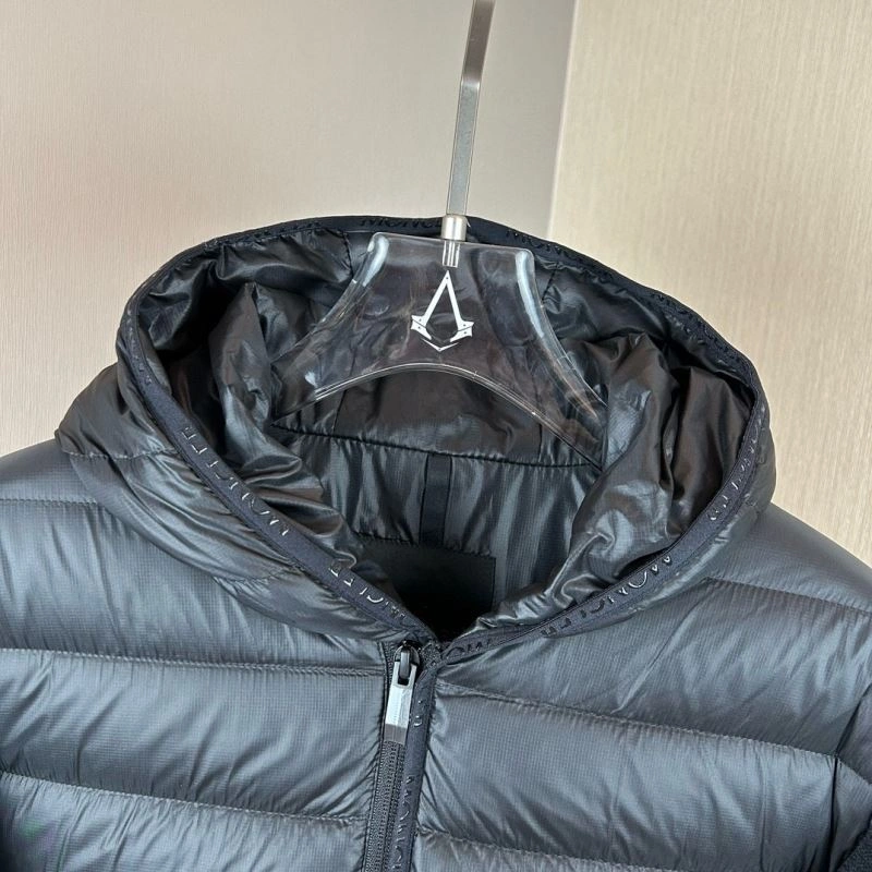 Moncler Down Jackets Stretchable 143779