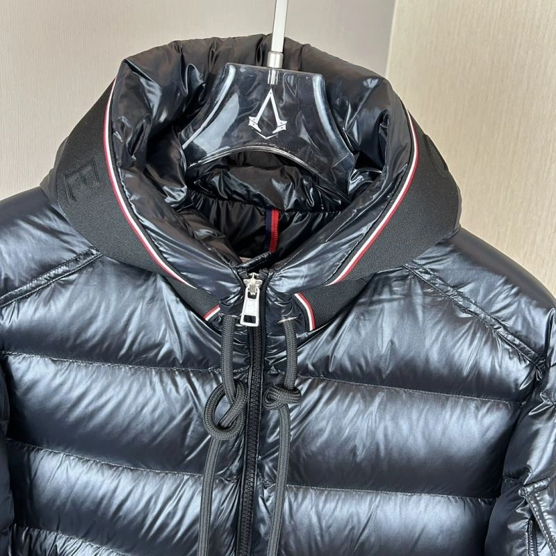 Moncler Down Jackets Compact 143789