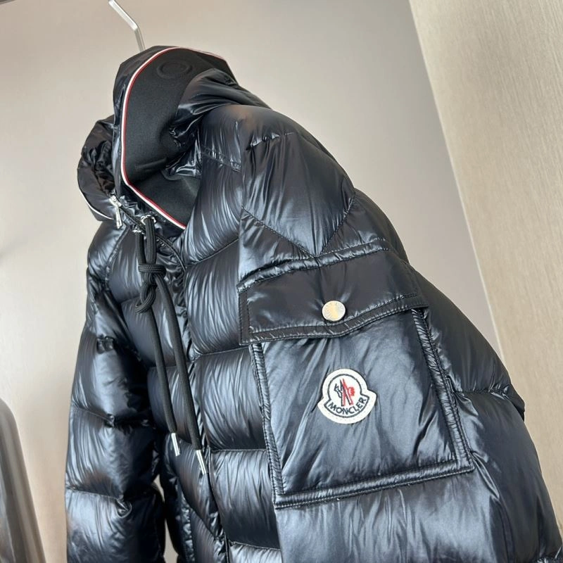 Moncler Down Jackets Compact 143789