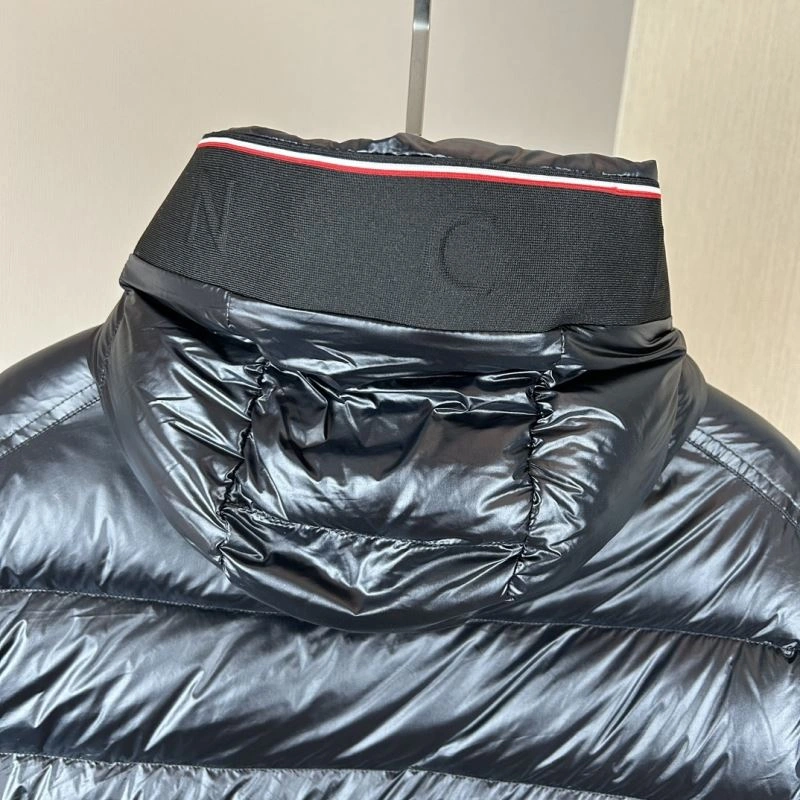 Moncler Down Jackets Compact 143789