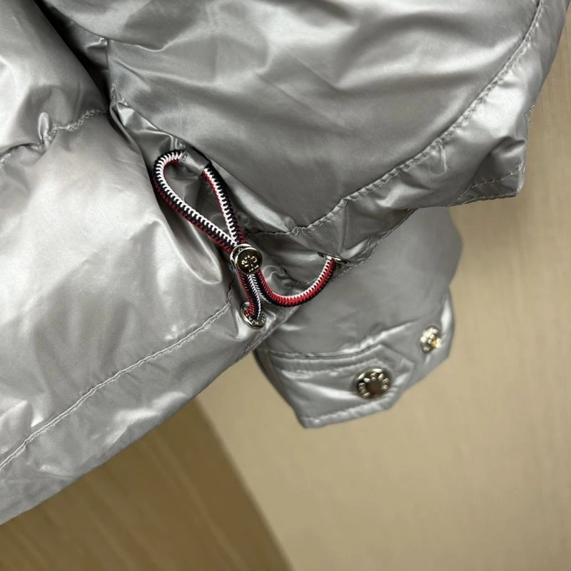 Refined Moncler Down Jackets 143776