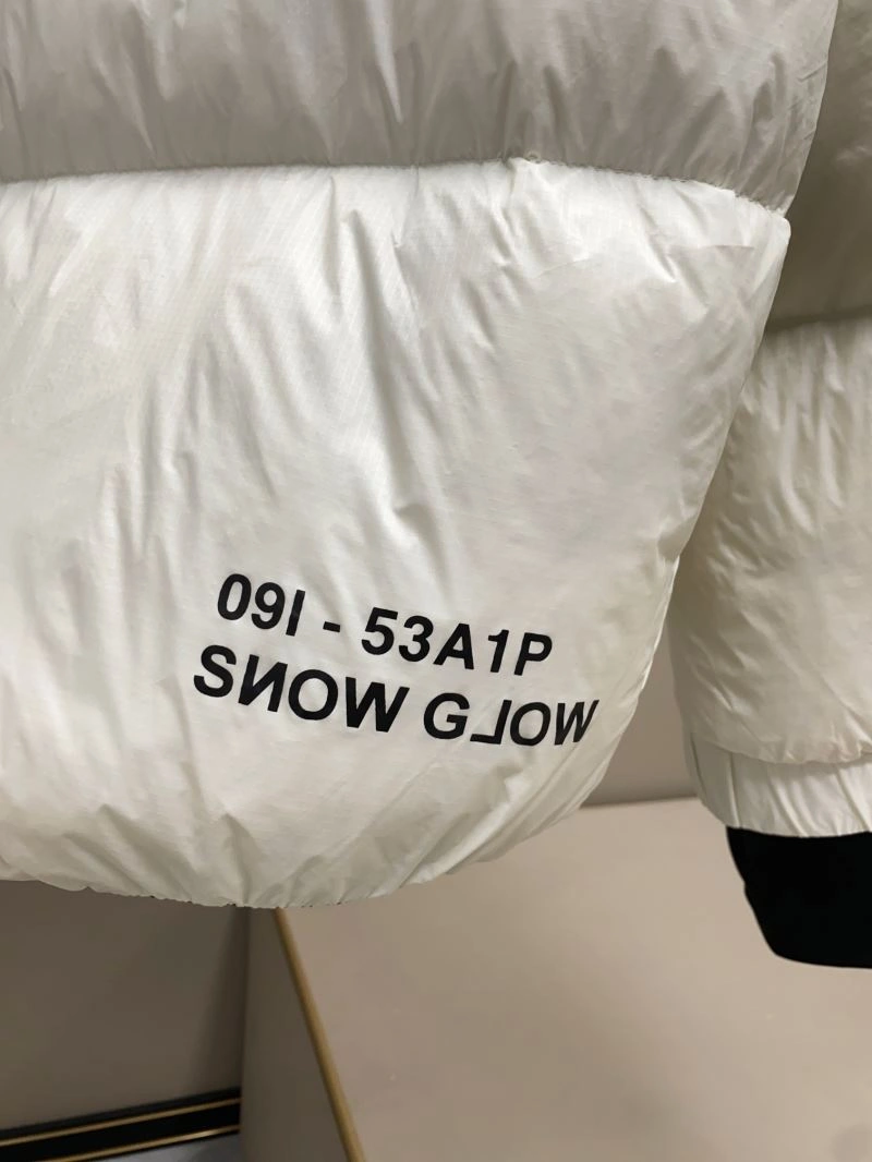 DailyWear Moncler Down Jackets 143778