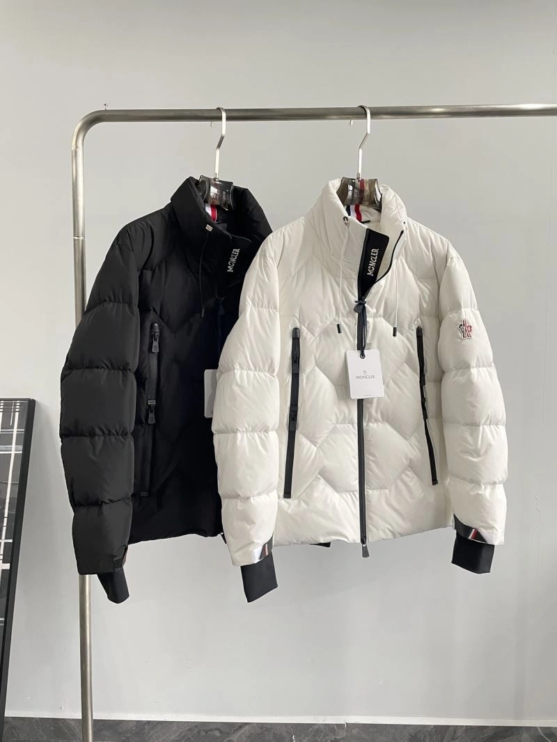 Moncler Down Jackets Neat 143781