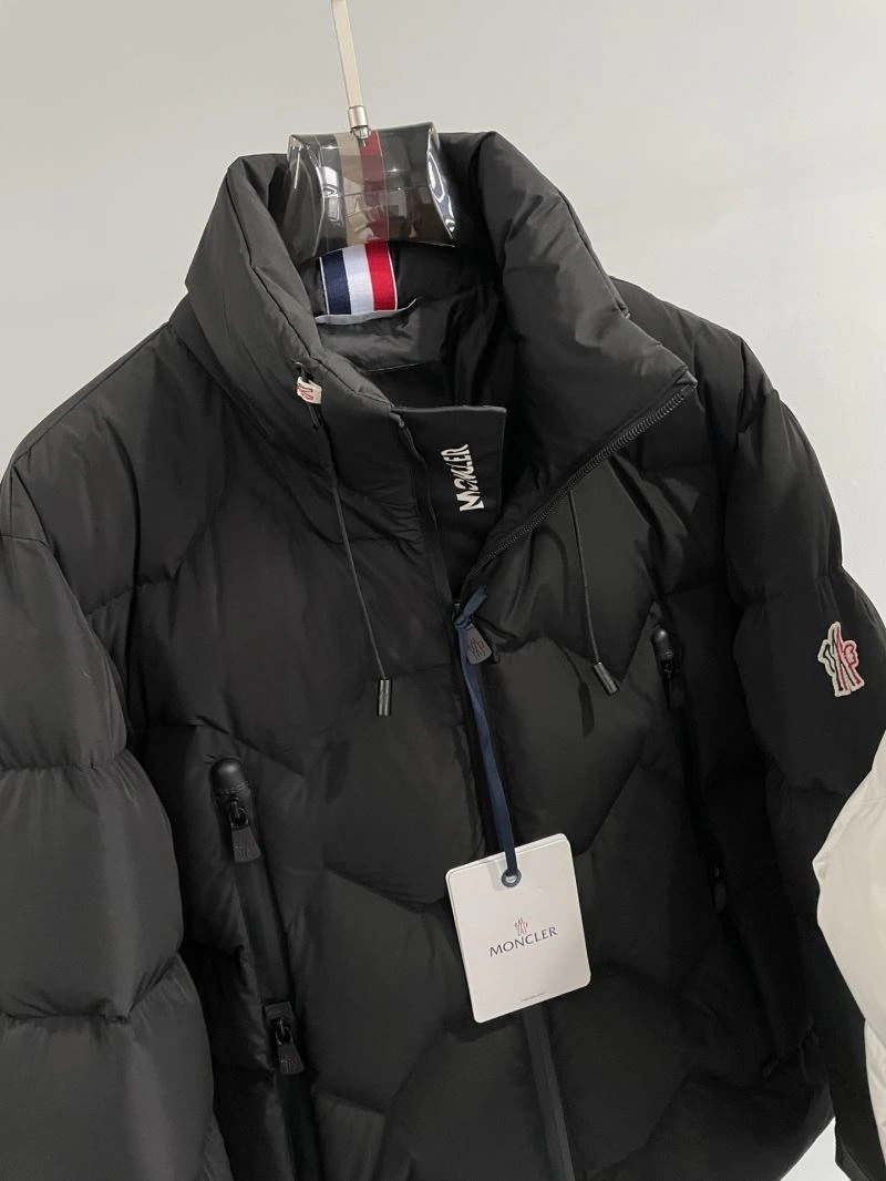 Moncler Down Jackets Neat 143781
