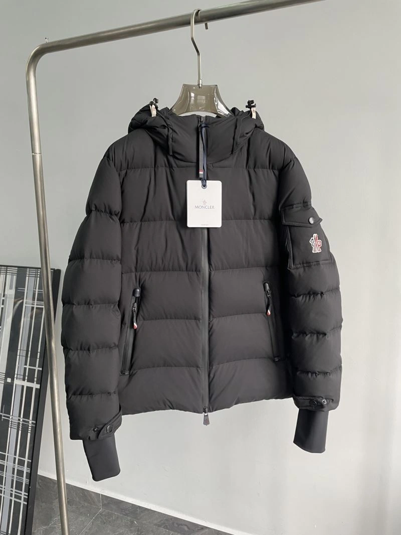 Sophisticated Moncler Down Jackets 143774