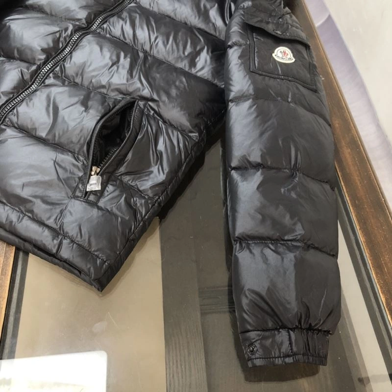 Moncler Down Jackets Stretchable 143773